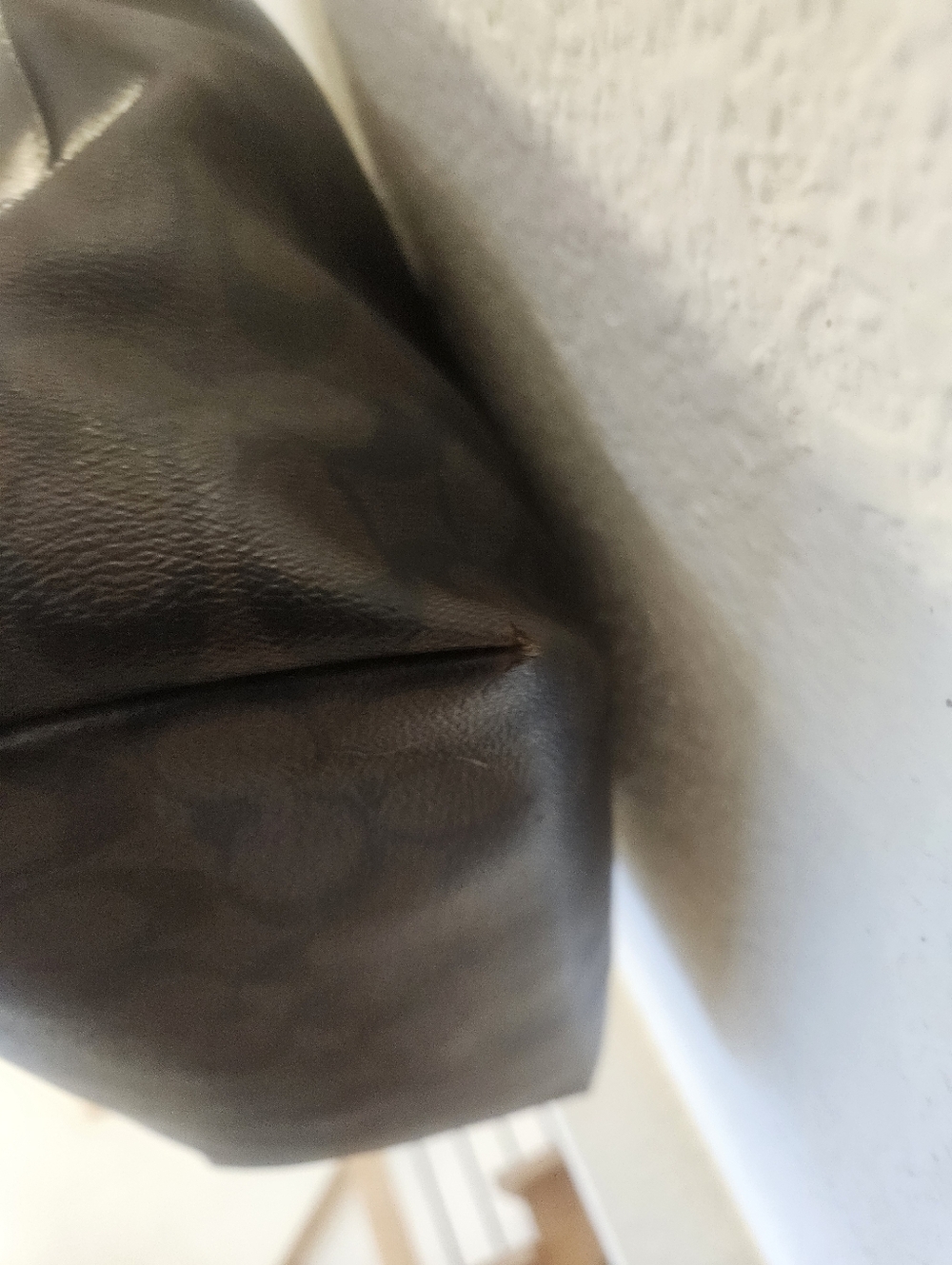 Coach City Zip Brown Signature Tote Bag - Picture 9 of 16